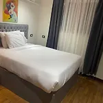 Modern 2 Bedrooms Apartment
