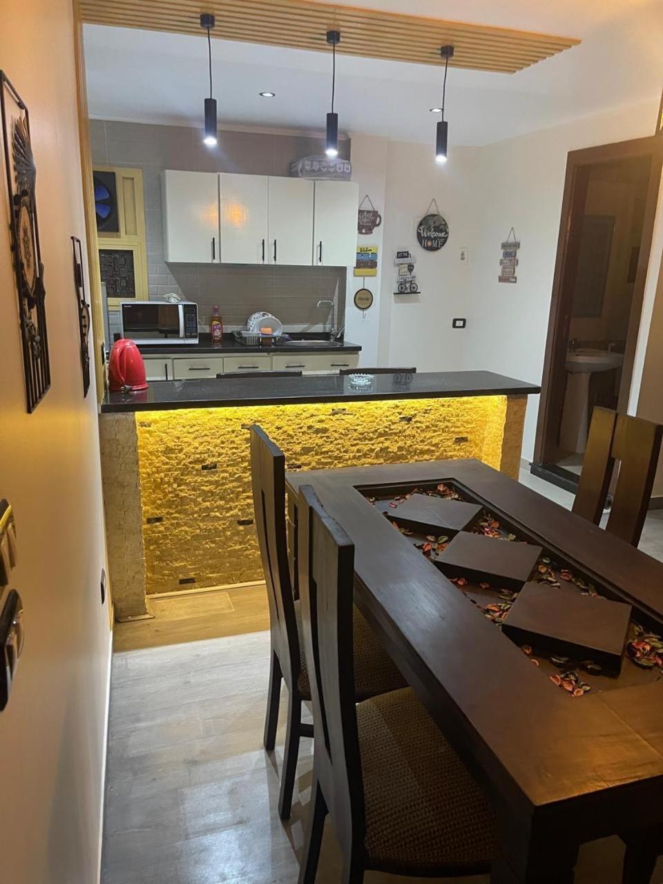 Modern 2 Bedrooms Apartment Cairo